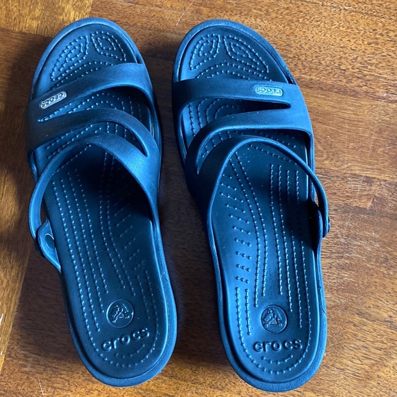 CROCS Shoes Womens Black Crocs Sandals Size 8 Poshmark